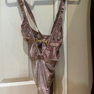 La SENZA sexy body suit. Silky pink, perfect condition